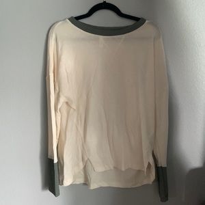 Light long sleeve shirt